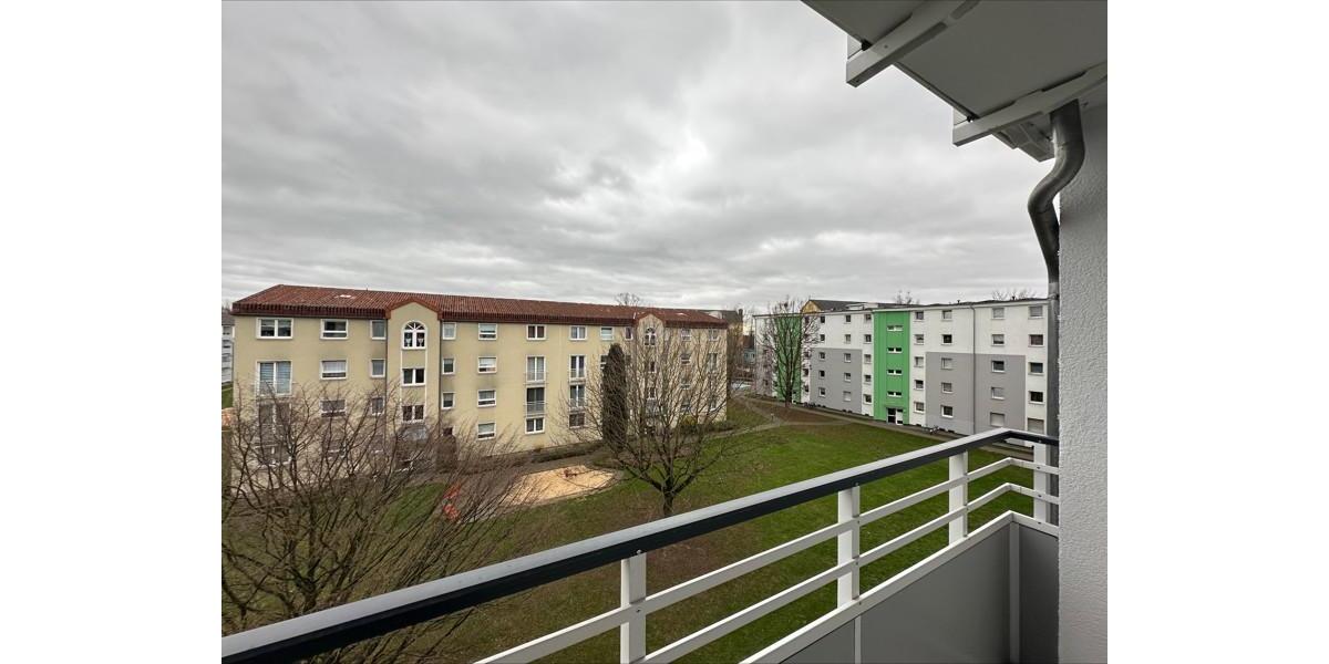 Ansprechende 2,5-Zimmer-Wohnung mit Balkon! 2.5 zimmer