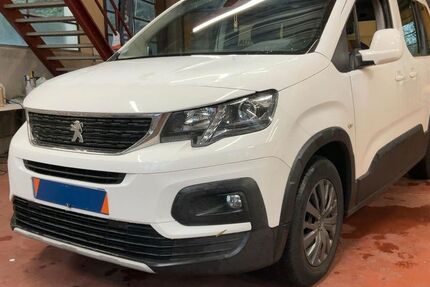 Peugeot Rifter 50.426 km 14.990 &euro; Düsseldorf 40589