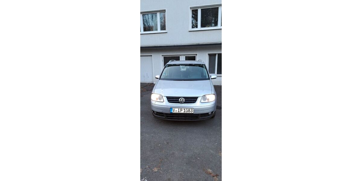 VW Touran 179.910 km 2.300 &euro; Halver 58553