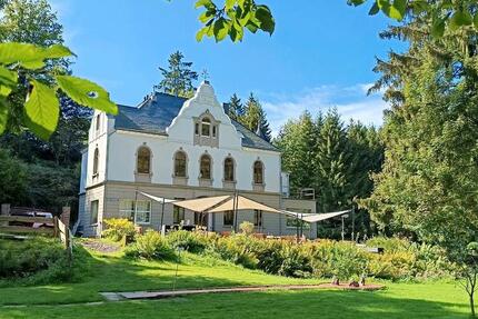 Restaurant Biergarten Hochzeitslocation im Grünen zimmer