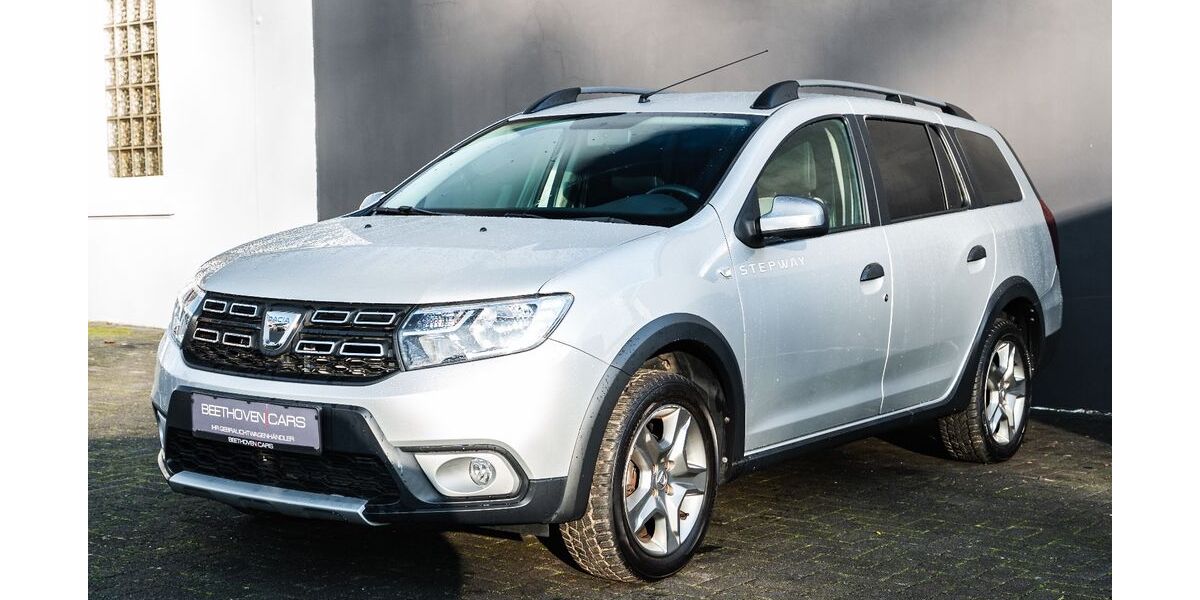 Dacia Logan 26.000 km 11.980 &euro; Solingen 42655