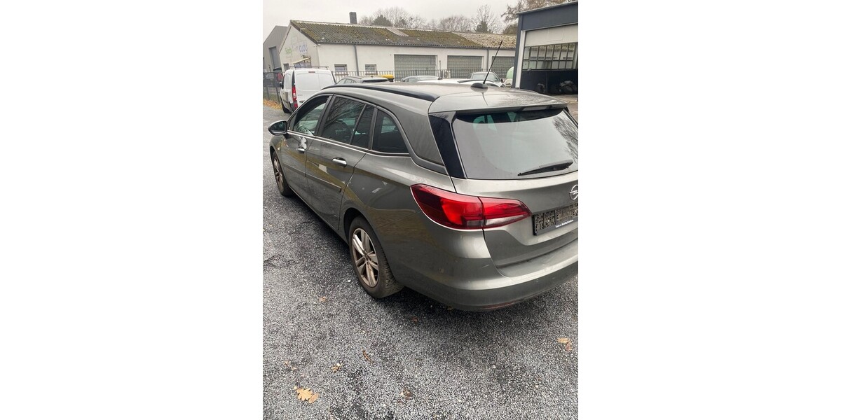 Opel Astra K Sports1.5CDTI/NAVI.VOLL-LED.PDC.ALU-A 117.000 km 6.500 &euro; Hilden 40721