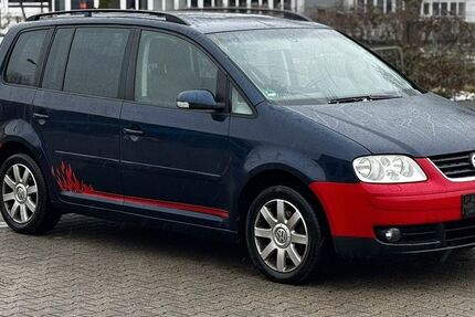VW Touran 323.231 km 1.999 &euro; Wuppertal 42389