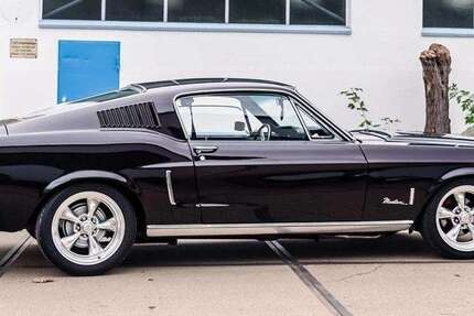 Ford Mustang 87.679 km 70.000 € Essen 45139