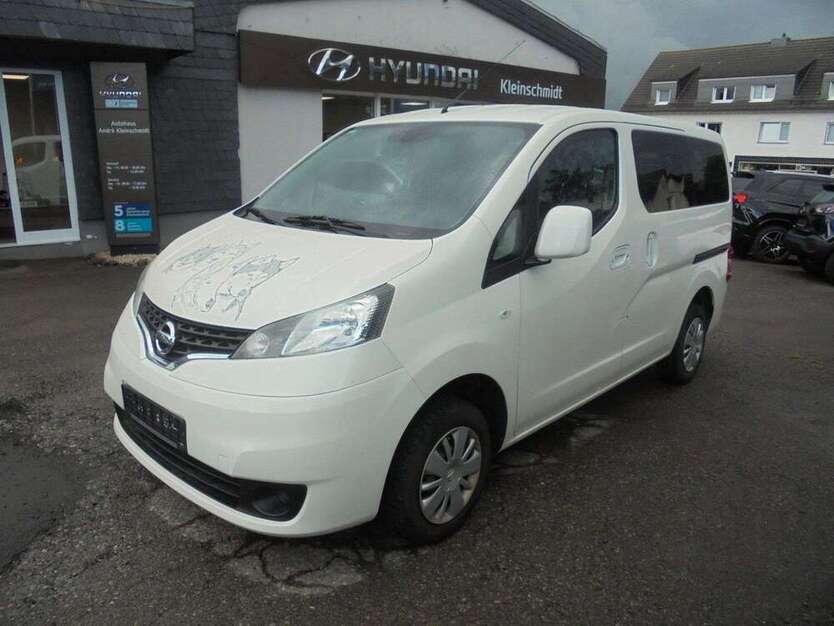 NV200
