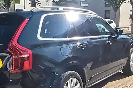 Volvo XC90 152.550 km 27.200 &euro; Düsseldorf 40227