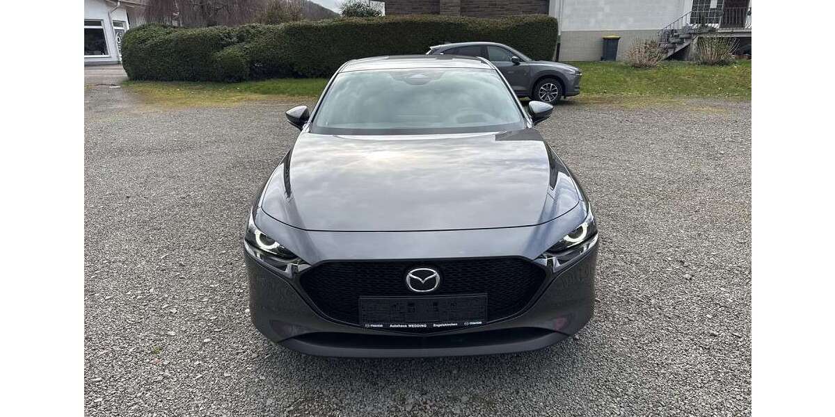 Mazda 3 16.343 km 26.790 &euro; Engelskirchen 51766