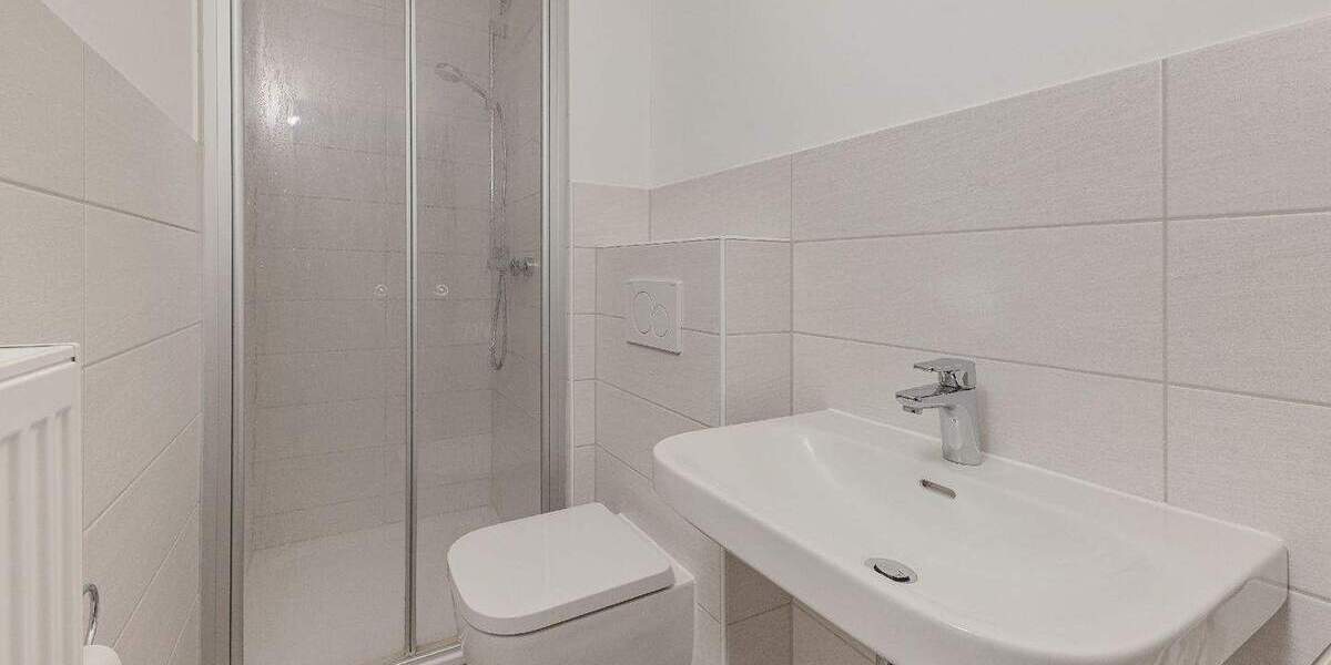 **RESERVIERT**Familienglück auf 4 Zimmern - mit sonnigem Südbalkon und Tiefgaragenstellplatz 4 zimmer