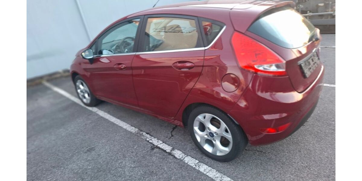 Ford Fiesta 140.000 km 3.690 &euro; wuppertal 42277