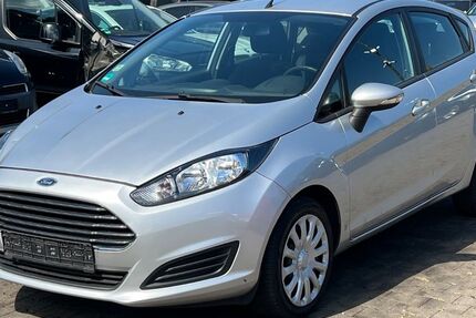 Ford Fiesta 113.740 km 5.900 &euro; Hagen 58135