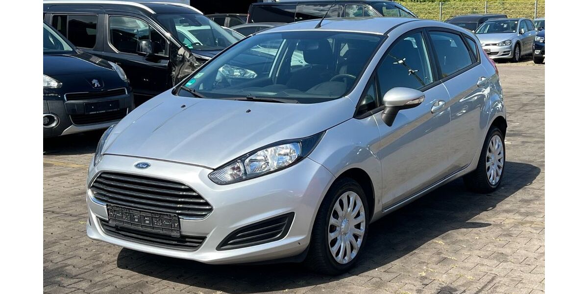Ford Fiesta 113.740 km 5.900 &euro; Hagen 58135