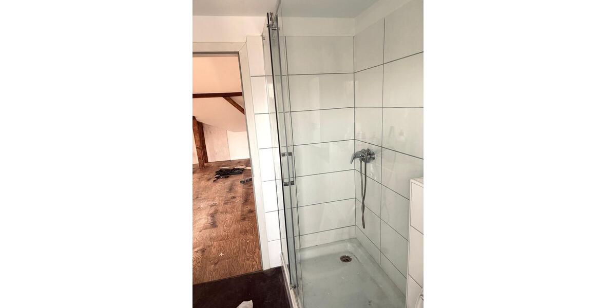 Dachgeschoßwohnung Mettmann - 2 Zimmer, 45 m&sup2;, 450&euro; | Angebot:25764212