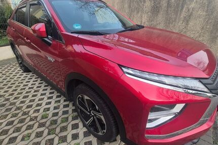 Mitsubishi Eclipse Cross 92.000 km 17.599 &euro; Leverkusen 51381