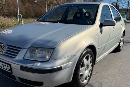 VW Bora 266.000 km 2.095 &euro; Kierspe 58566