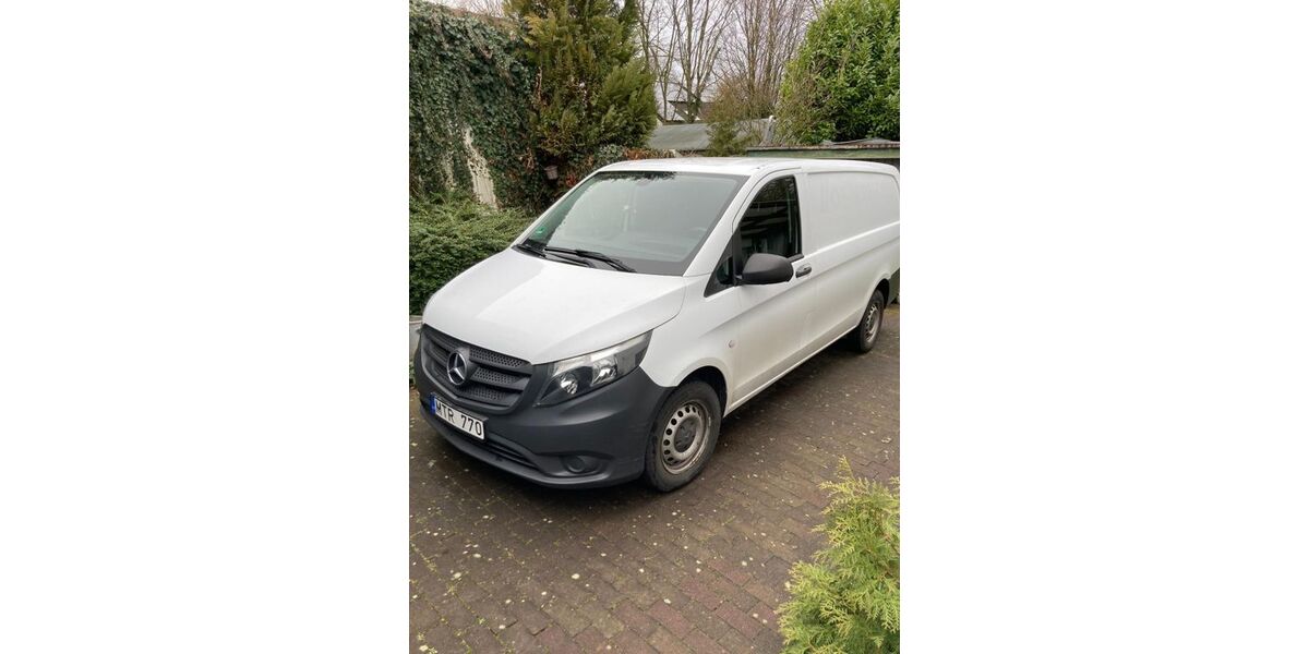 Mercedes-Benz Vito 215.150 km 8.499 &euro; Hilden 40721