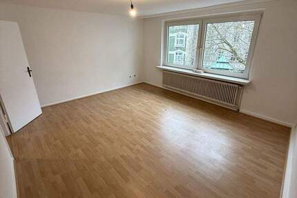 Wohnung Wuppertal Elberfeld - 2 Zimmer, 62 m&sup2;, 560&euro; | Angebot:25402181