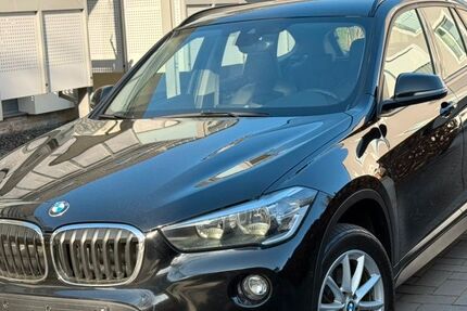 BMW X1 210.000 km 13.940 &euro; Düsseldorf 40468