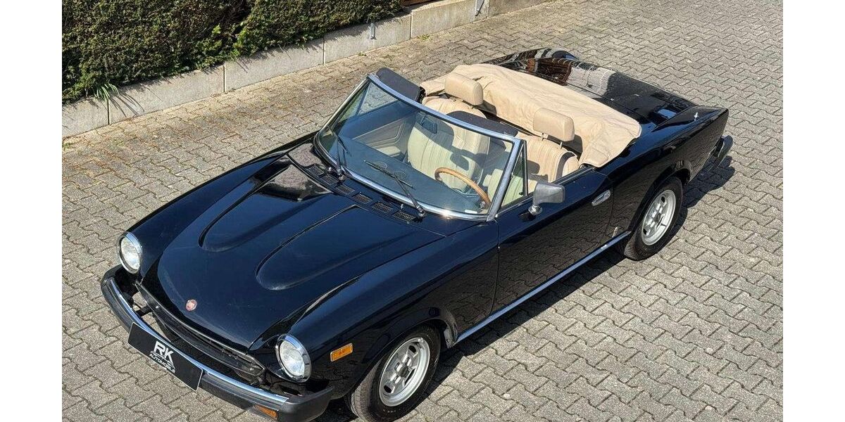 Fiat 124 Spider 87.586 km 15.900 &euro; Solingen 42651