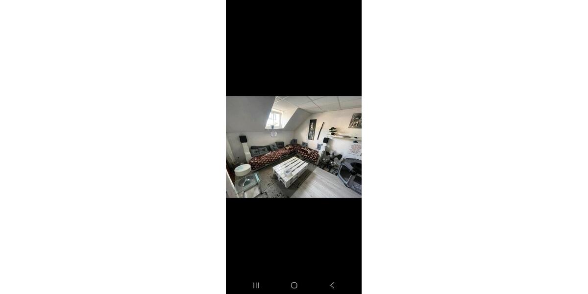 Dachgeschoßwohnung Schalksmühle - 3 Zimmer, 74 m&sup2;, 95.000&euro; | Angebot:27425683