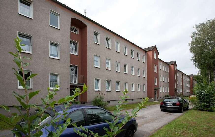 Wohnung zum Mieten in Wuppertal 337 € 42.04 m²