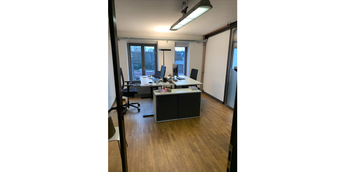 Loftartige Bürofläche in perfekter Lage D-Wehrhahn aufteilbar zimmer