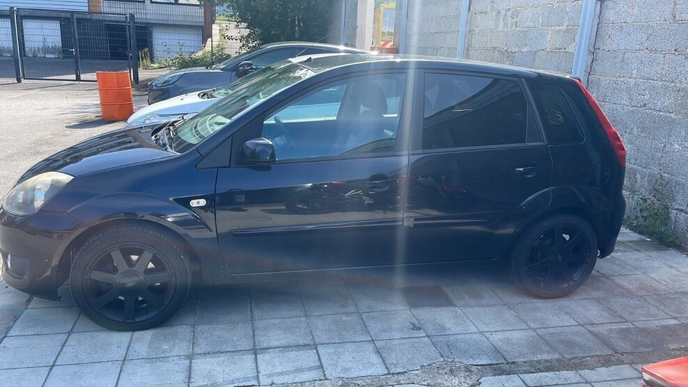 Ford Fiesta 200.000 km 1.800 € Köln 50667