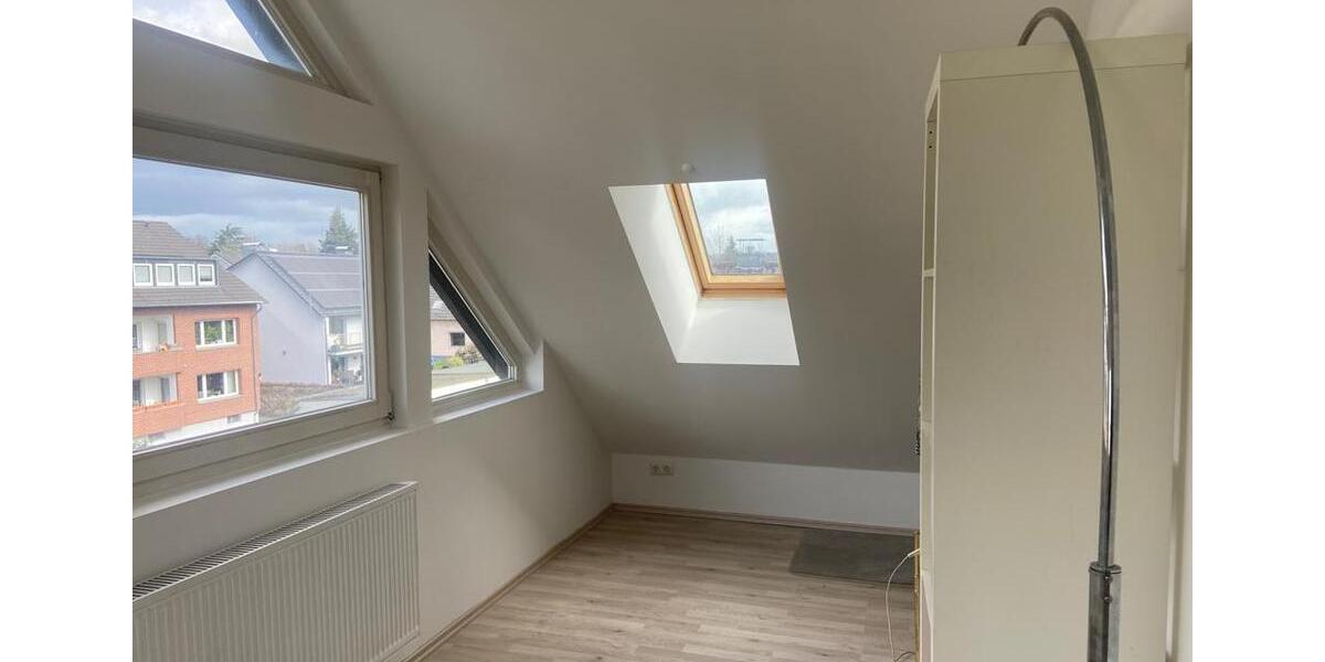 Maisonettenwohnung Bergisch Gladbach Frankenforst - 5 Zimmer, 150 m&sup2;, 1.650&euro; | Angebot:26428347