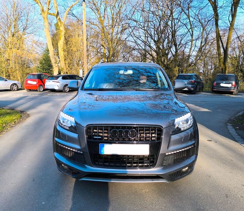 Q7
