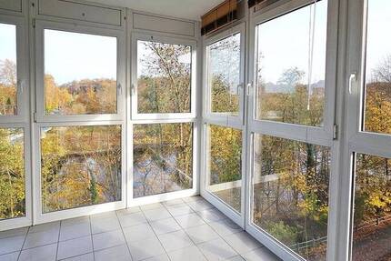 Attraktive ETW mit Wintergarten und tollem Ausblick, direkt an der Ruhr in Witten-Bommern 2 zimmer
