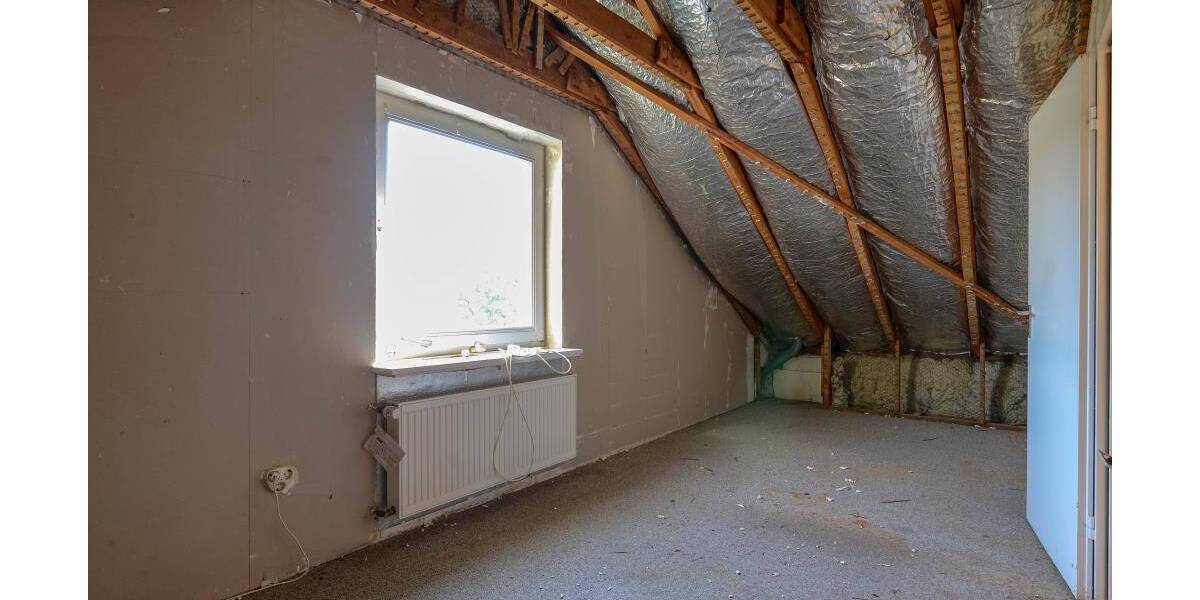 Einfamilienhaus Leverkusen Schlebusch - 8 Zimmer, 200 m&sup2;, 765.000&euro; | Angebot:25749221