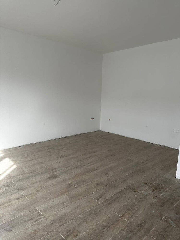 2,5 Zimmer-Wohnung, Aufzug, Barrierefrei sowie mit günstigen Sonnen-Energie (A+)