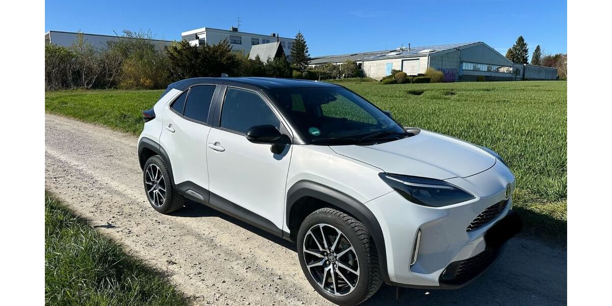 Toyota Yaris Cross 26.000 km 22.999 &euro; Velbert 42549
