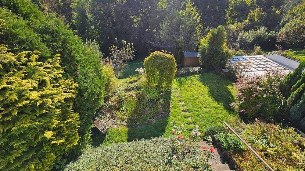 Gepflegtes Einfamilienhaus mit Garage und traumhaftem Grundstück in Leverkusen- Lützenkirchen 4 zimmer