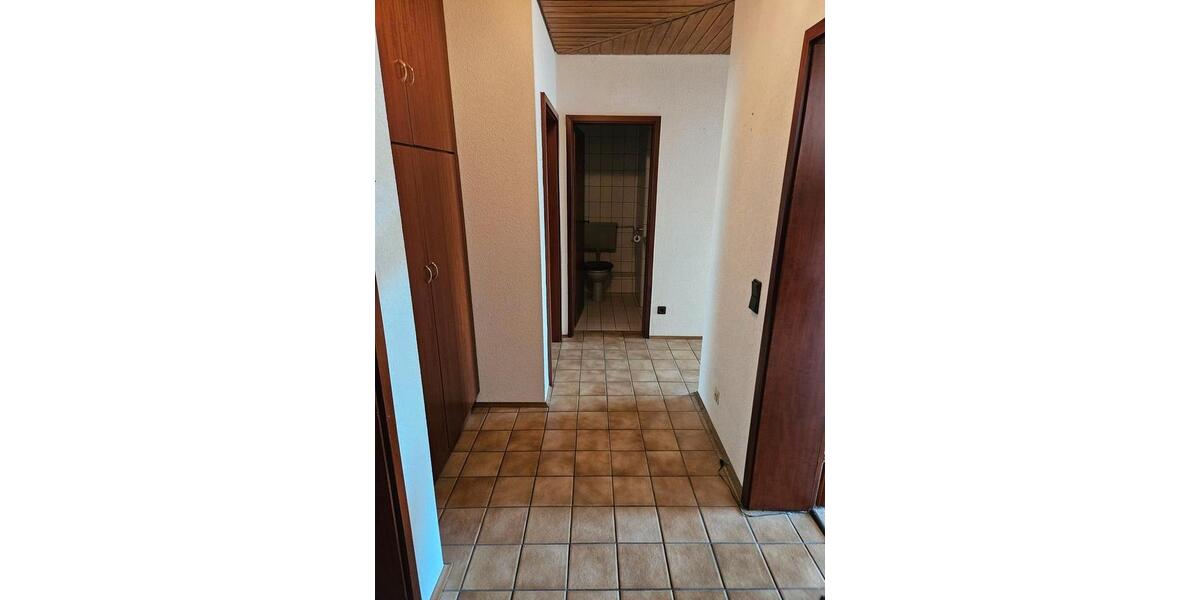 Etagenwohnung Bergisch Gladbach Paffrath - 2 Zimmer, 77 m&sup2;, 750&euro; | Angebot:26428231