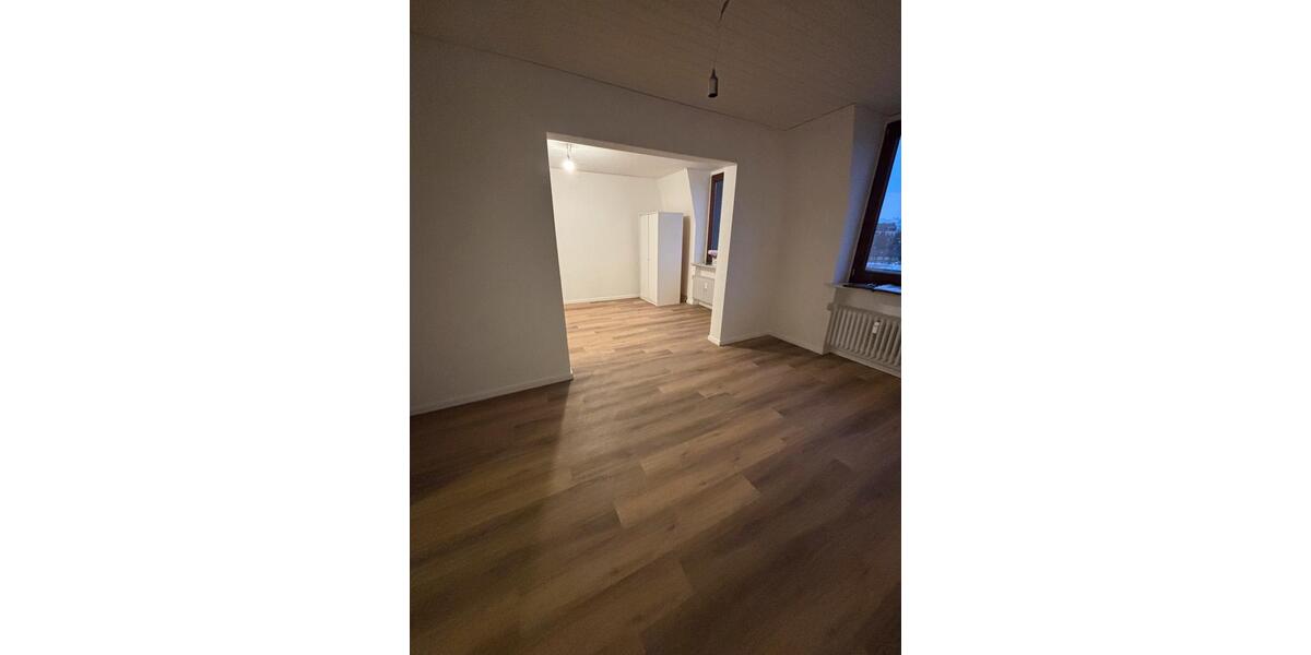 Etagenwohnung Wuppertal Sedansberg - 1 Zimmer, 35 m&sup2;, 415&euro; | Angebot:23567333