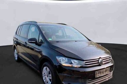 VW Touran 174.000 km 18.490 € Köln Ostheim 51107