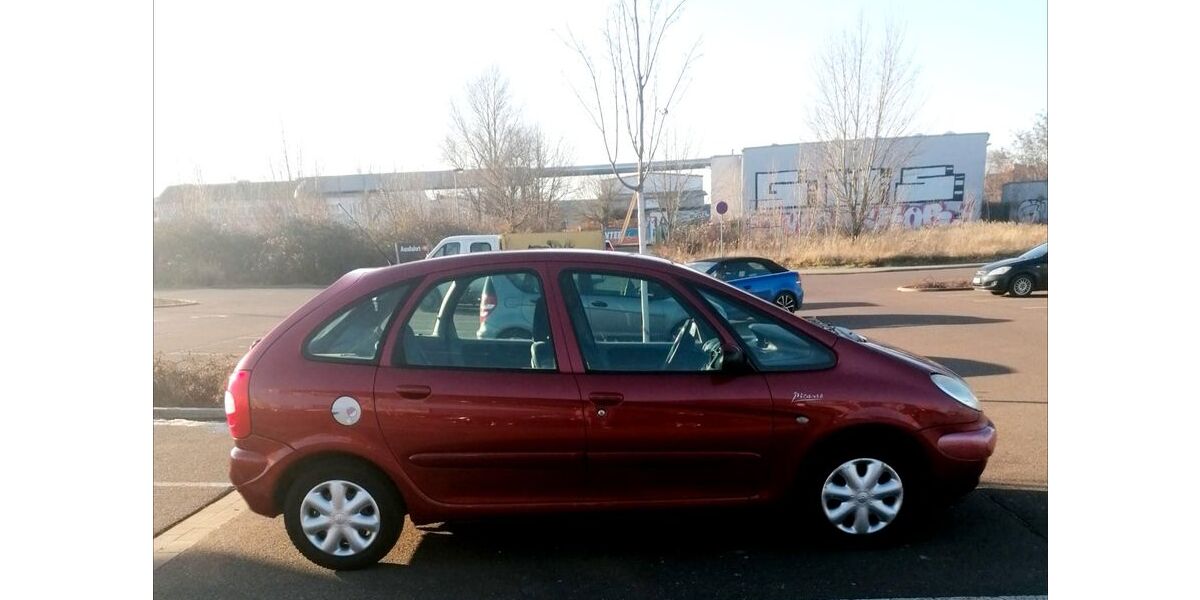 Citroen Xsara Picasso 156.000 km 2.299 &euro; Wermelskirchen 42929