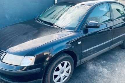 VW Passat 145.064 km 599 &euro; Hilden 40723