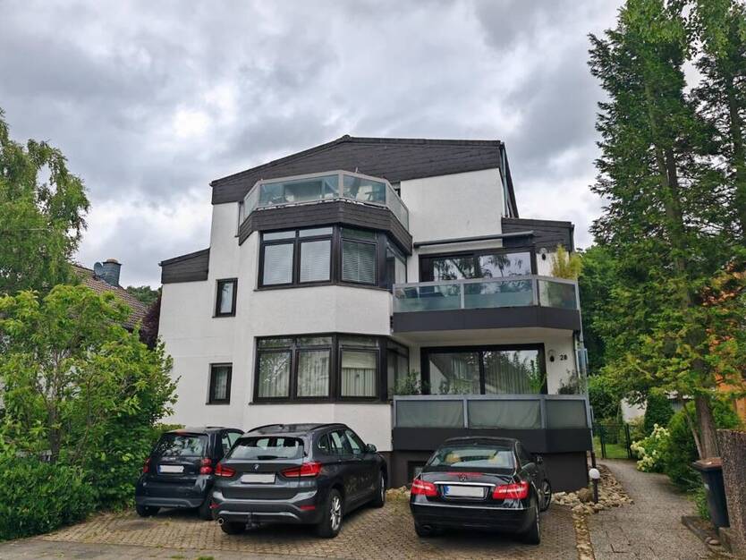 Hochwertige 3-Zimmerwohnung in Toplage mit Küche und Stellplatz!