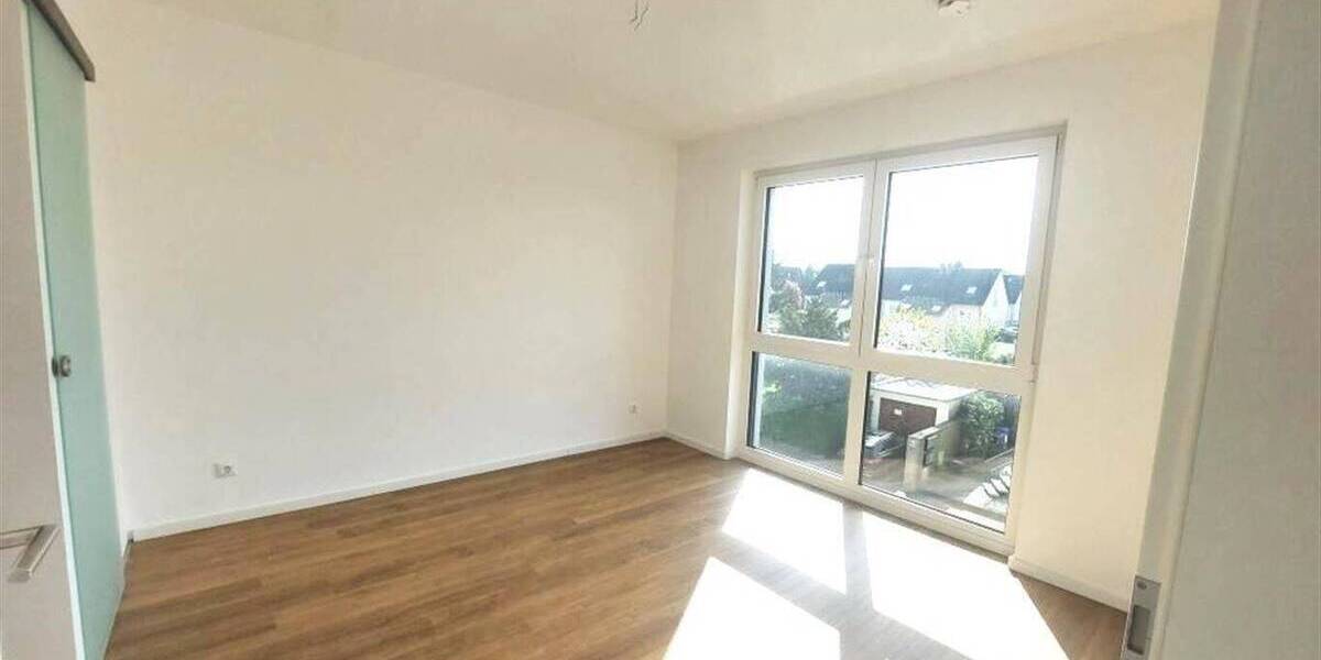 Etagenwohnung Leverkusen Quettingen - 3 Zimmer, 82 m&sup2;, 1.115&euro; | Angebot:26231039