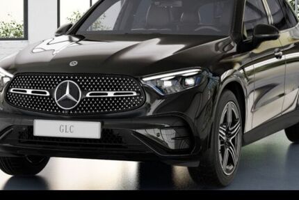 Mercedes-Benz GLC 300 9.900 km 67.990 &euro; Düsseldorf 40470