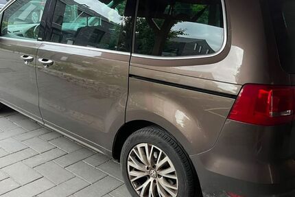 VW Sharan 225.000 km 7.990 &euro; Leverkusen 51375
