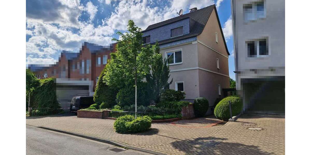 Einfamilienhaus Bergisch Gladbach / Refrath Refrath - 5 Zimmer, 193 m&sup2;, 1.154.000&euro; | Angebot:26567042