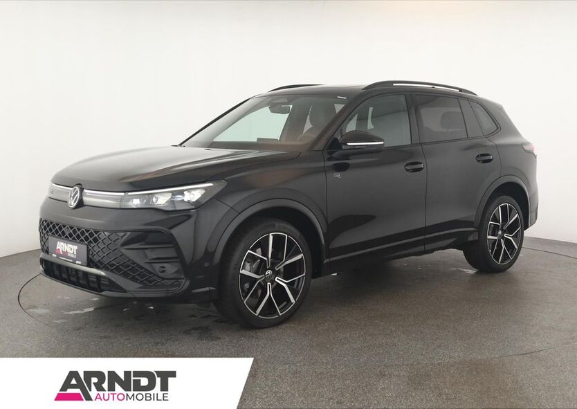 VW Tiguan 25.200 km 48.884 € Düsseldorf 40233