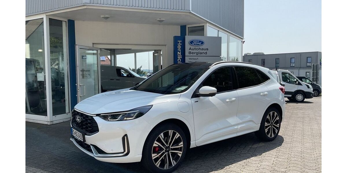 Ford Kuga 8.900 km 42.490 &euro; Remscheid 42855