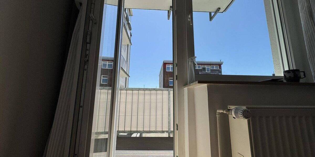 Etagenwohnung Düsseldorf Unterbilk - 3 Zimmer, 90 m&sup2;, 1.810&euro; | Angebot:26874110
