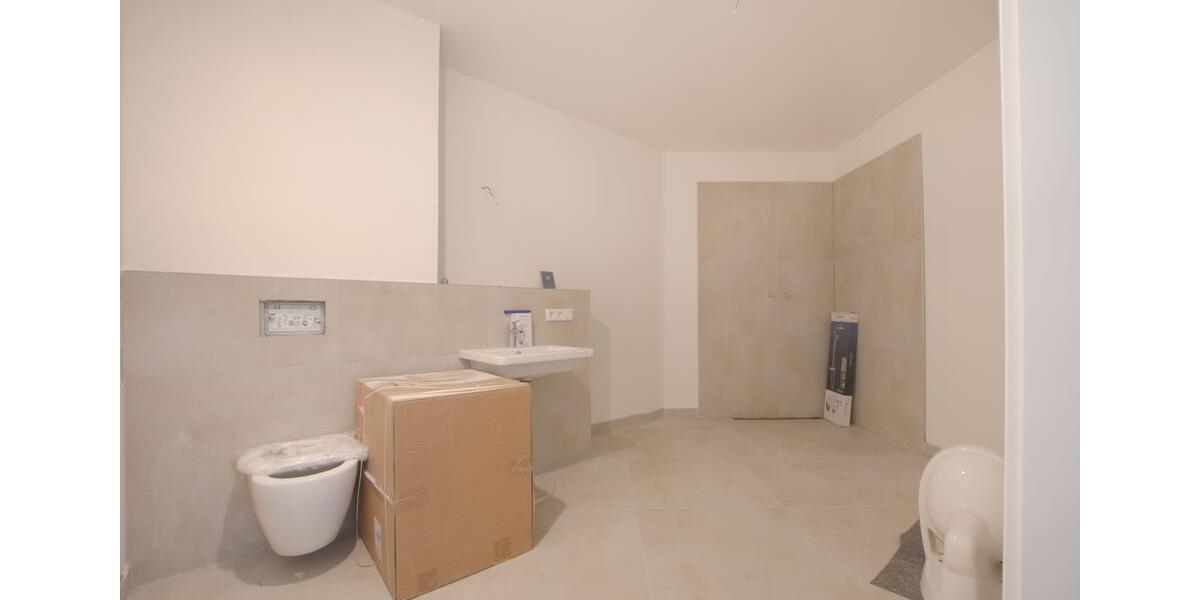 Erstbezug! Exklusive 3-Zimmer-Wohnung im 5. OG mit 2 Terrassen – hochwertiger Neubau in Stadtmitte 3 zimmer