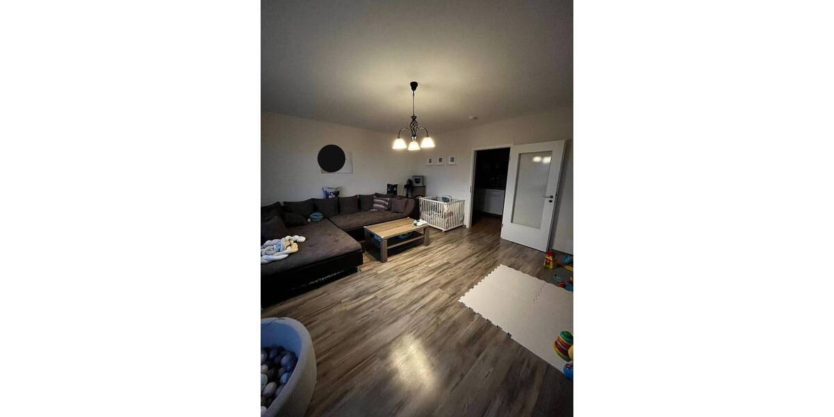 Etagenwohnung Remscheid Süd - 3 Zimmer, 79 m&sup2;, 735&euro; | Angebot:26834758