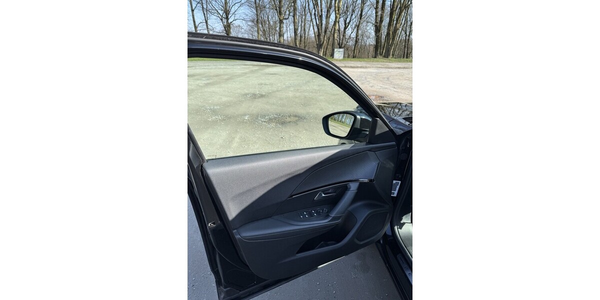 Peugeot 2008 70.200 km 18.000 &euro; Remscheid 42853