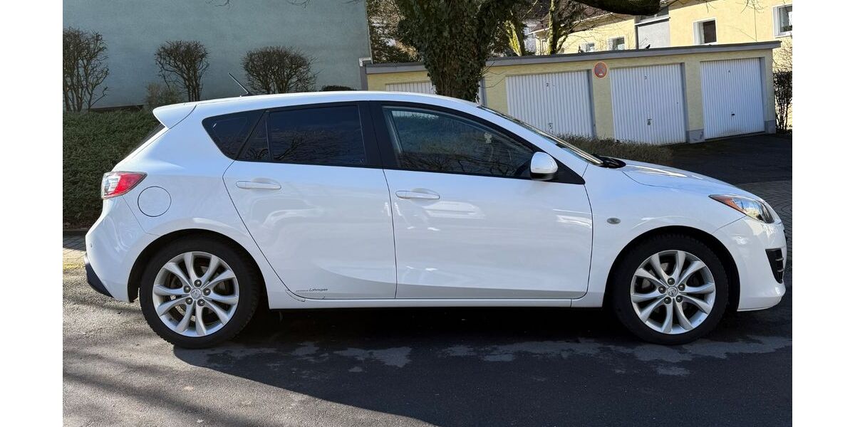 Mazda 3 193.000 km 3.300 &euro; Hagen 58091
